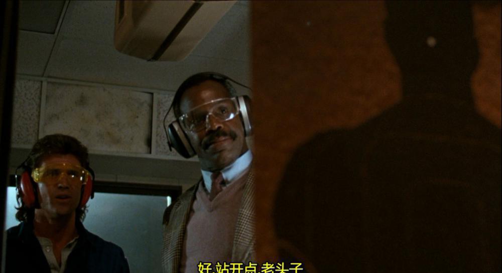 致命武器.Lethal.Weapon.1987.1080p.BluRay.VC-1.DTS-HD.MA.5.1-FGT.mkv_20220501_211806.07.jpg