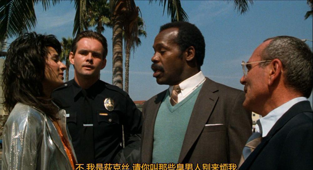 致命武器.Lethal.Weapon.1987.1080p.BluRay.VC-1.DTS-HD.MA.5.1-FGT.mkv_20220501_211832.00.jpg