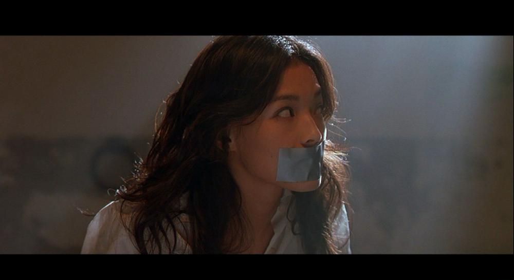 非常人贩1：玩命快递1.The.Transporter.2002.Blu-ray.1080p.MPEG2.PCM.7.1-DIY.mkv_20220506.jpg
