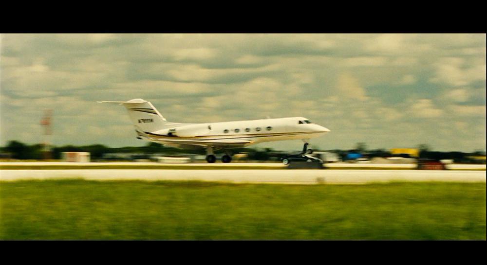非常人贩2：玩命快递2.Transporter.2.2005.Uncut.Blu-ray.1080p.AVC.DTS-HD.MA7.1-DIY.mkv_2.jpg