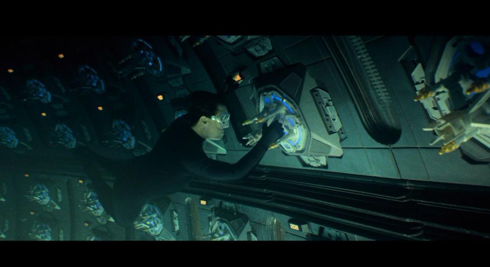 碟中谍5：神秘国度.Mission.Impossible.Rogue.Nation.2015.2160p.BluRay.x264.8bit.SDR.DTS-.jpg