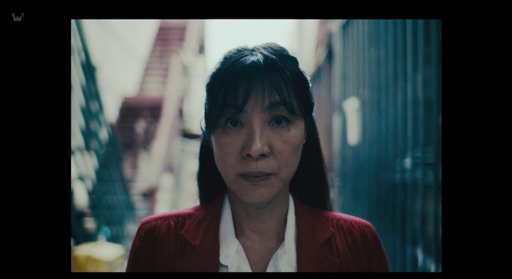 瞬息全宇宙.2022.1080P.英语.中英字.mp4_20220518_122304.706.jpg
