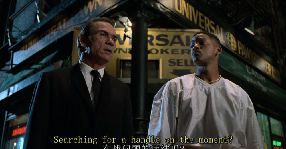 黑衣人1.Men.in.Black.1997.2160p.BluRay.x265.10bit.SDR.DTS-HD.MA.TrueHD.7.1.Atmos-SWTYB.jpg