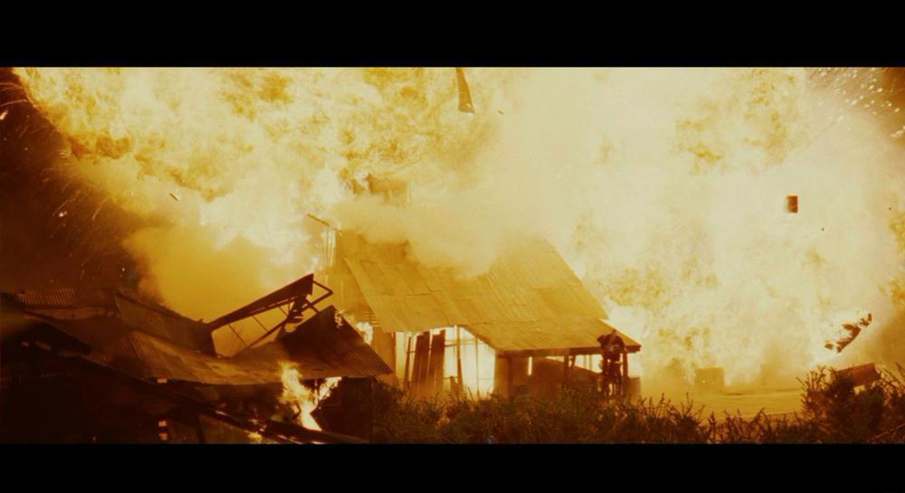 极限特工1.xXx.2002.JPN.Blu-ray.1080p.AVC.TrueHD.5.1-DIY.mkv_20220523_193403.154.jpg