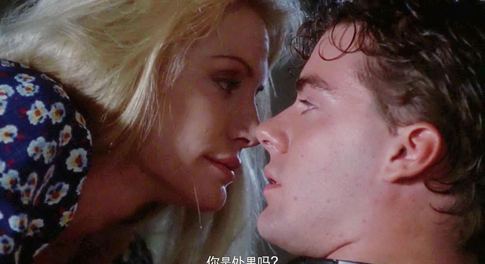 辣身危情Scorned.1994.1080p.mkv_20220717_182213.389.jpg