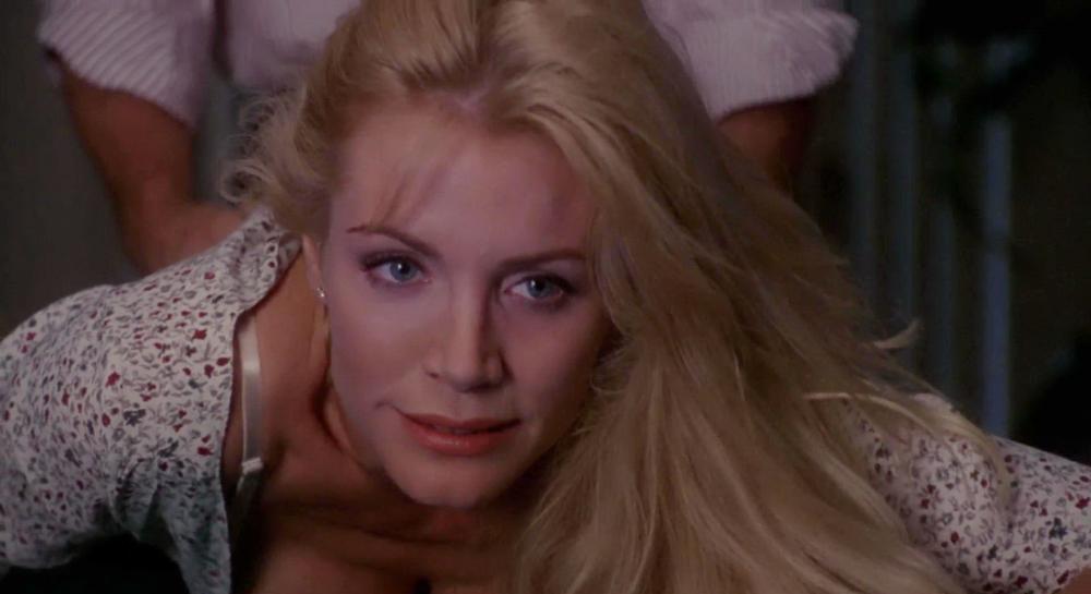 辣身危情Scorned.1994.1080p.mkv_20220717_182313.256.jpg