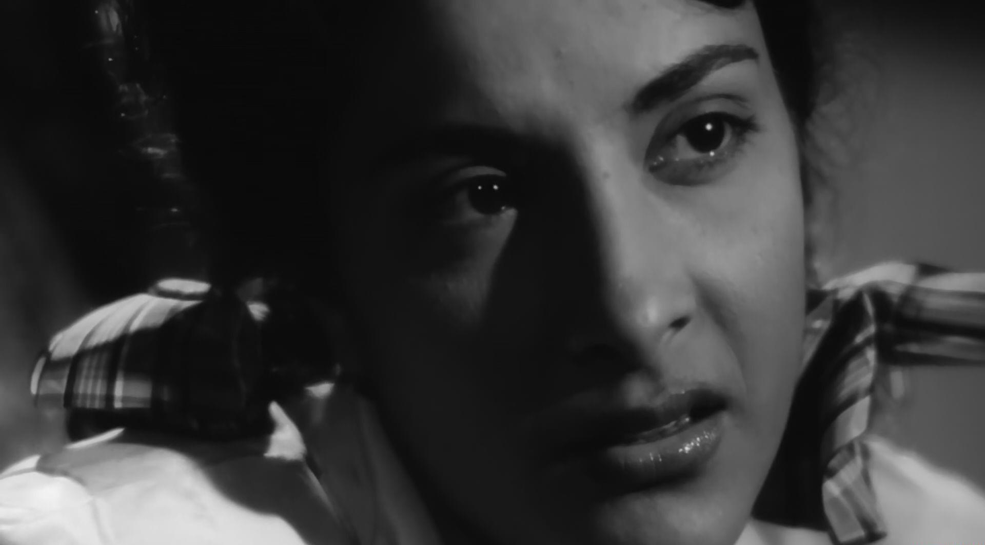 【印度】流浪者-1951.1080p.BluRay.x265 .mp4_20220721_204957.125.jpg