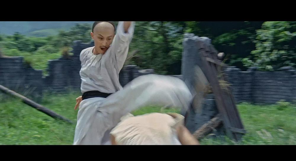 败家仔.TheProdigalSon.1981.1080pGBRBlu-ray.HEVC.Main10.DTS-HDMA7.1-DIY.mkv_20220824_02.jpg