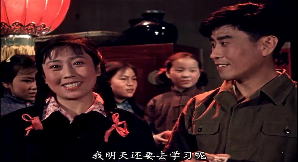 [BD影视分享bd2020.com]槐树庄.Huaishu.zhuang.1962.HD1080P.详解字幕.笑志狂谈.mp4_2022082.jpg