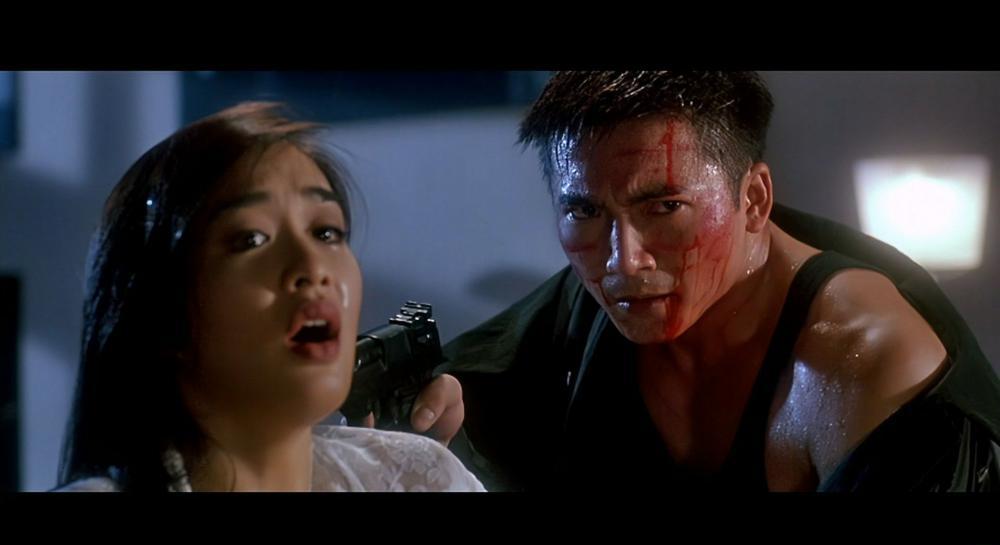 中南海保镖.The.Defender.1994.1080p.HEVC.Main10.DD2.0-DIY.mkv_20221004_211418.354.jpg