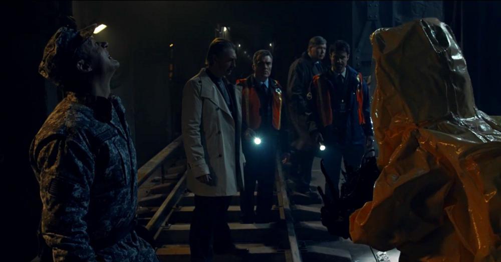 Spiders.2013.1080p.B-00_09_56-2023_02_07_16_58_06.jpg